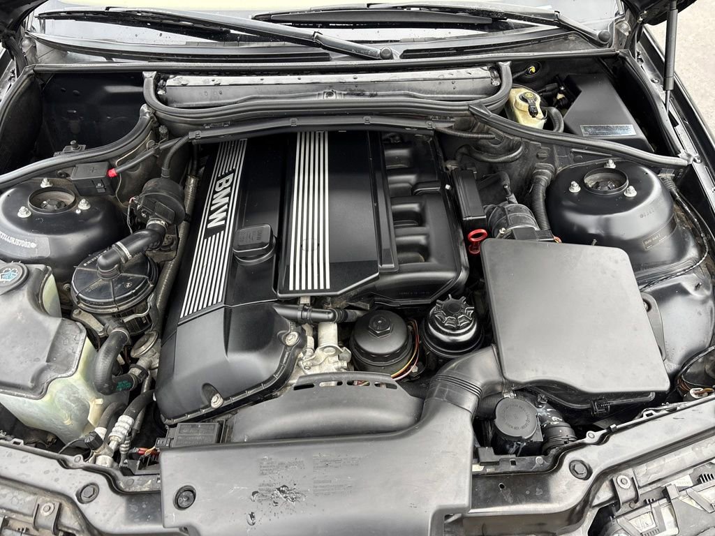 Used 2003 BMW 325i Sedan image 20