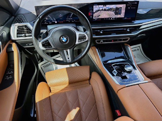 Used 2025 BMW X6 M60i AWD/4WD image 17