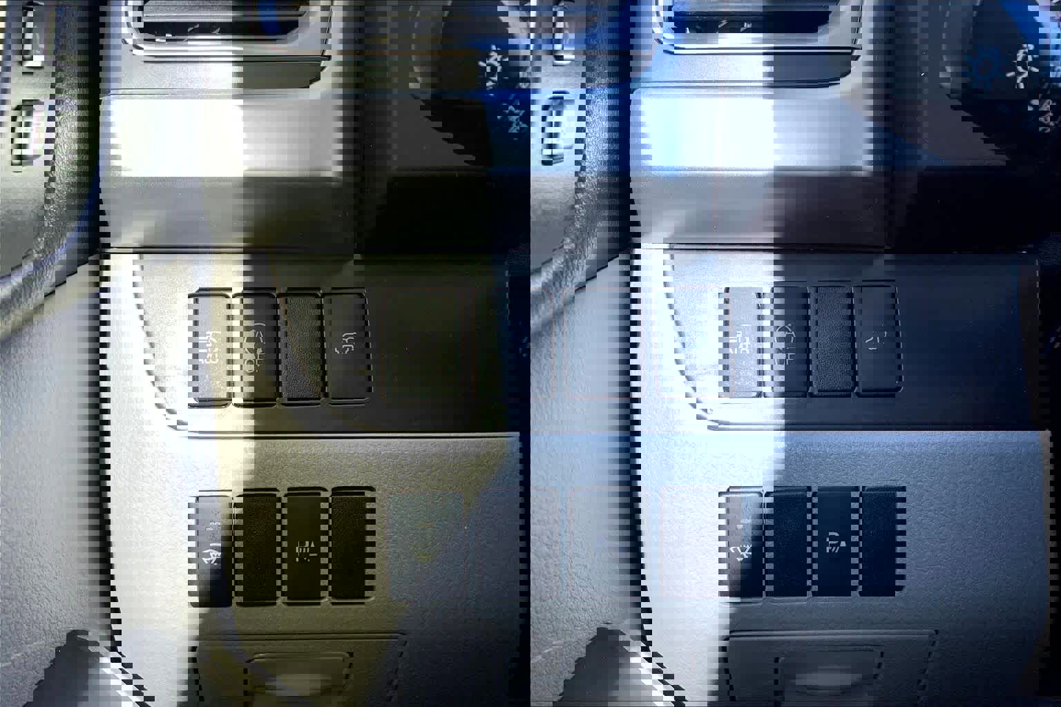 Used 2018 Toyota Highlander Limited image 36