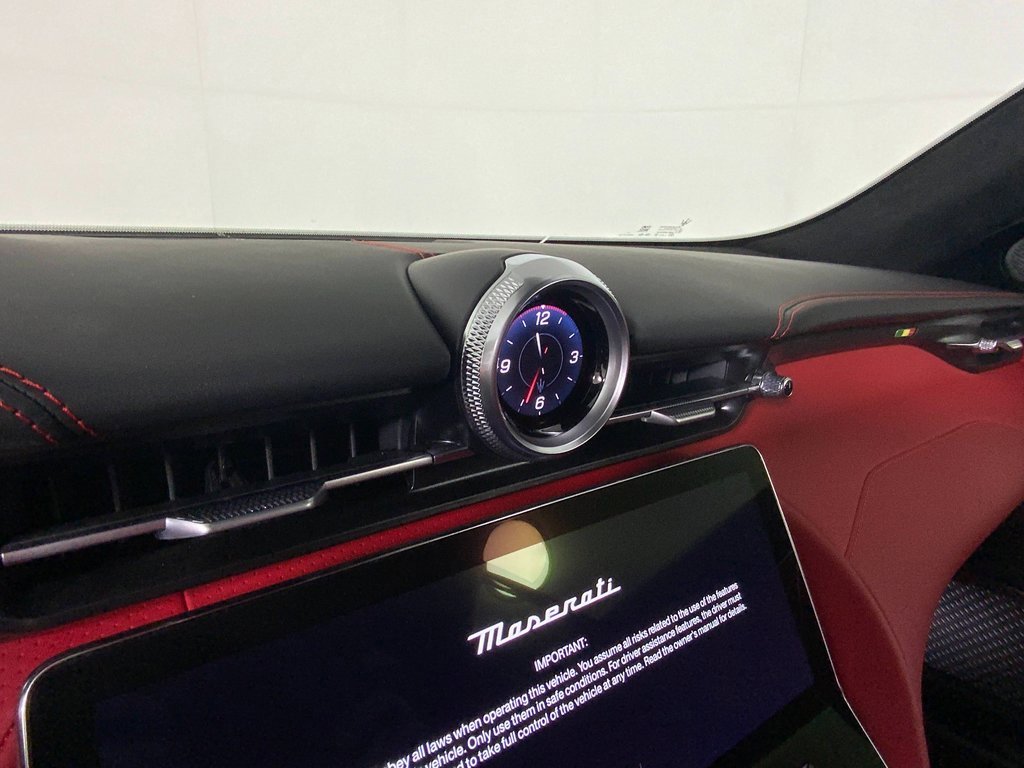 Used 2024 Maserati GranTurismo Trofeo image 32