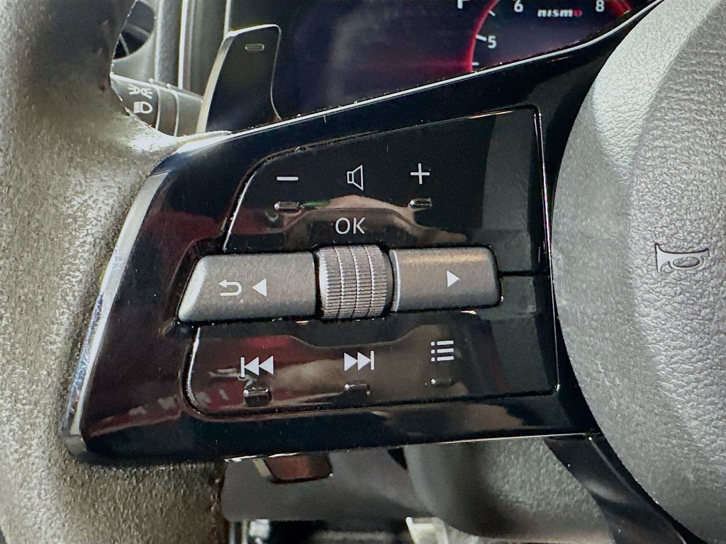 Used 2024 Nissan Z NISMO w/ Floor Mat Package RWD image 15