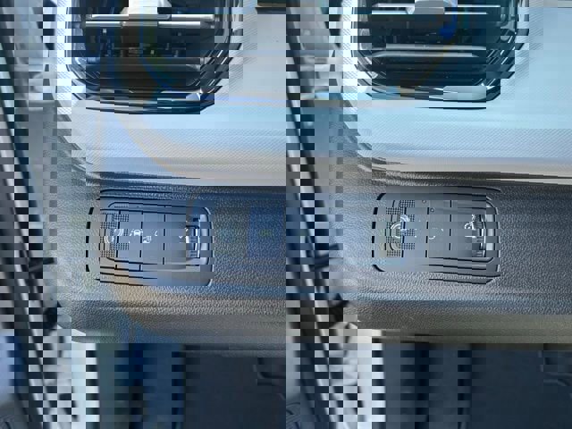 New 2027 Chevrolet Bolt LT w/ Comfort Package image 25