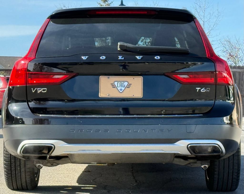 Used 2020 Volvo V90 T6 Cross Country w/ Protection Package Premier AWD/4WD image 4