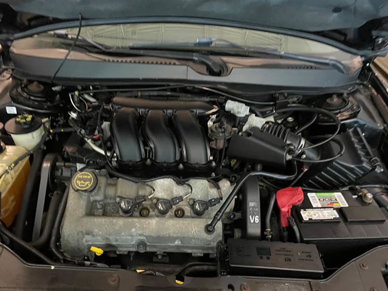 Used 2005 Mercury Sable LS FWD image 95