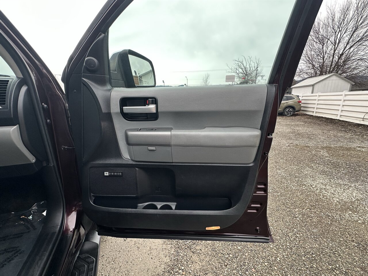 Used 2015 Toyota Sequoia Limited AWD/4WD image 17