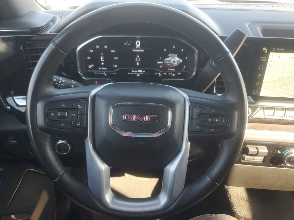 Used 2025 GMC Sierra 1500 SLT image 18