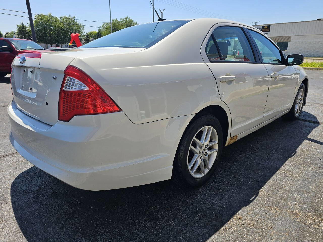 Used 2010 Ford Fusion S image 9