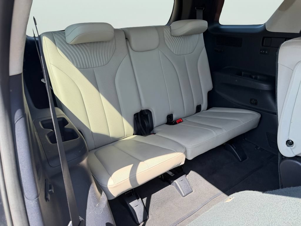 Used 2024 Hyundai Palisade Calligraphy FWD image 32