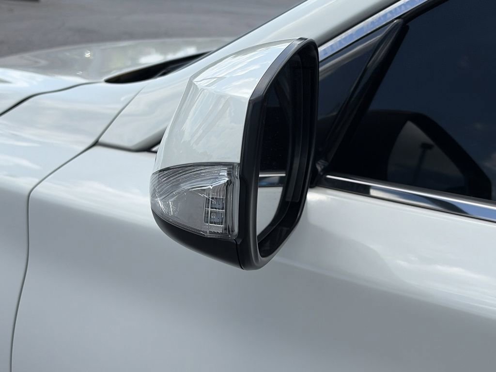 Used 2020 INFINITI Q50 Luxe RWD image 12