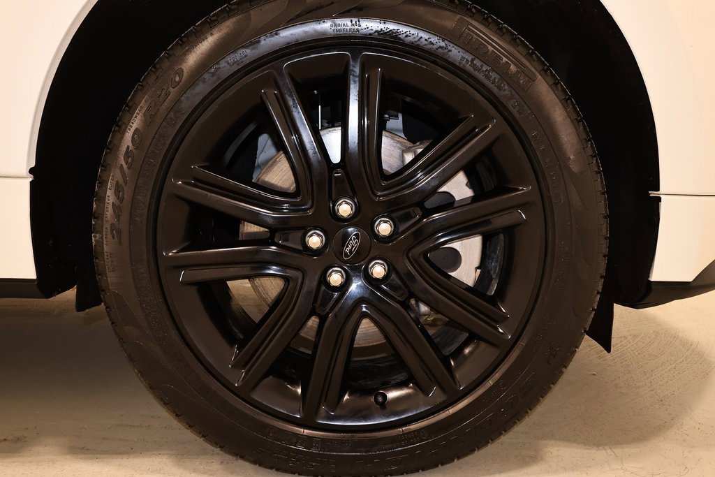 Certified 2023 Ford Edge ST-Line w/ Cargo Accessory Package image 45