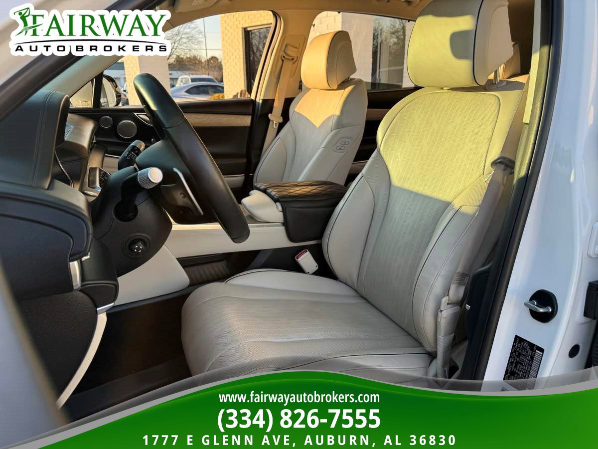 Used 2022 Genesis GV80 2.5T w/ Prestige Package 04 image 10