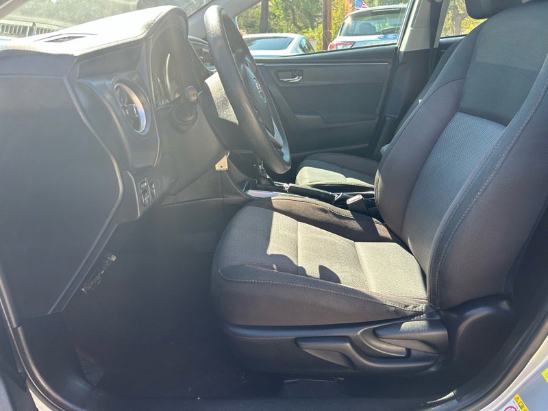 Used 2018 Toyota Corolla L image 6