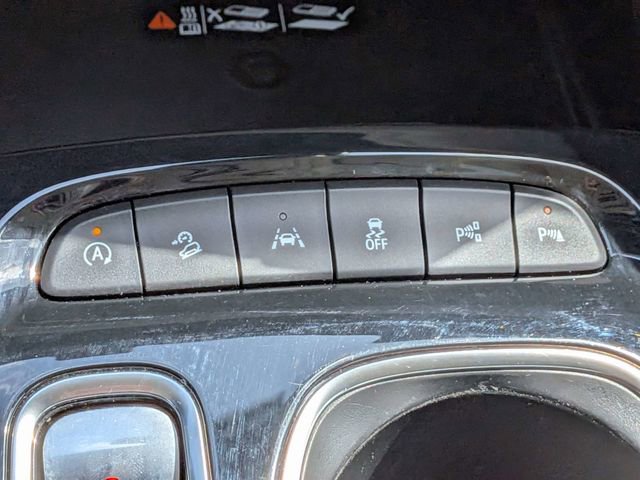 Used 2023 Buick Envision Avenir image 23
