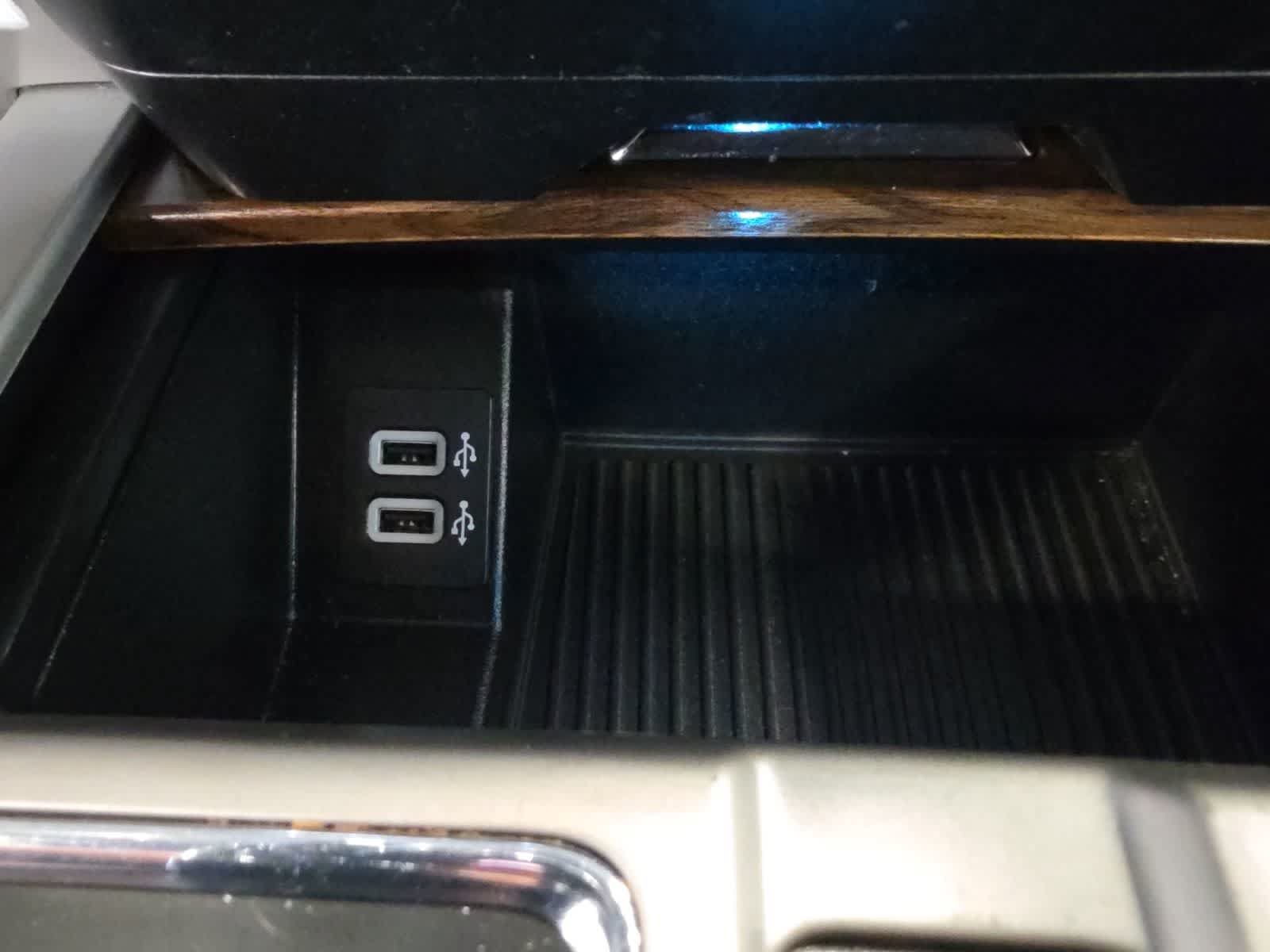 Used 2019 Ford F150 Lariat w/ Equipment Group 502A Luxury AWD/4WD image 28