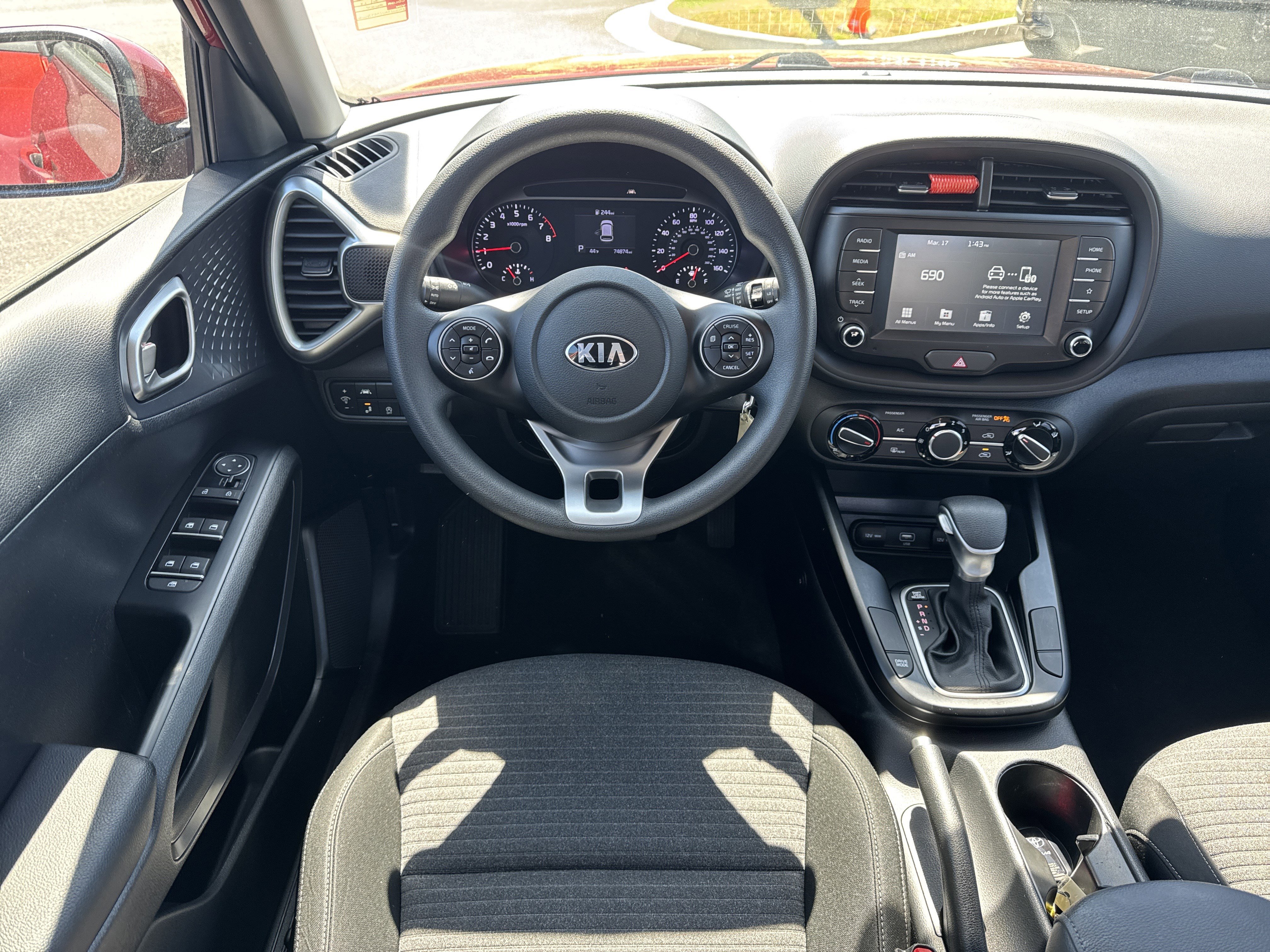 Used 2021 Kia Soul S image 23