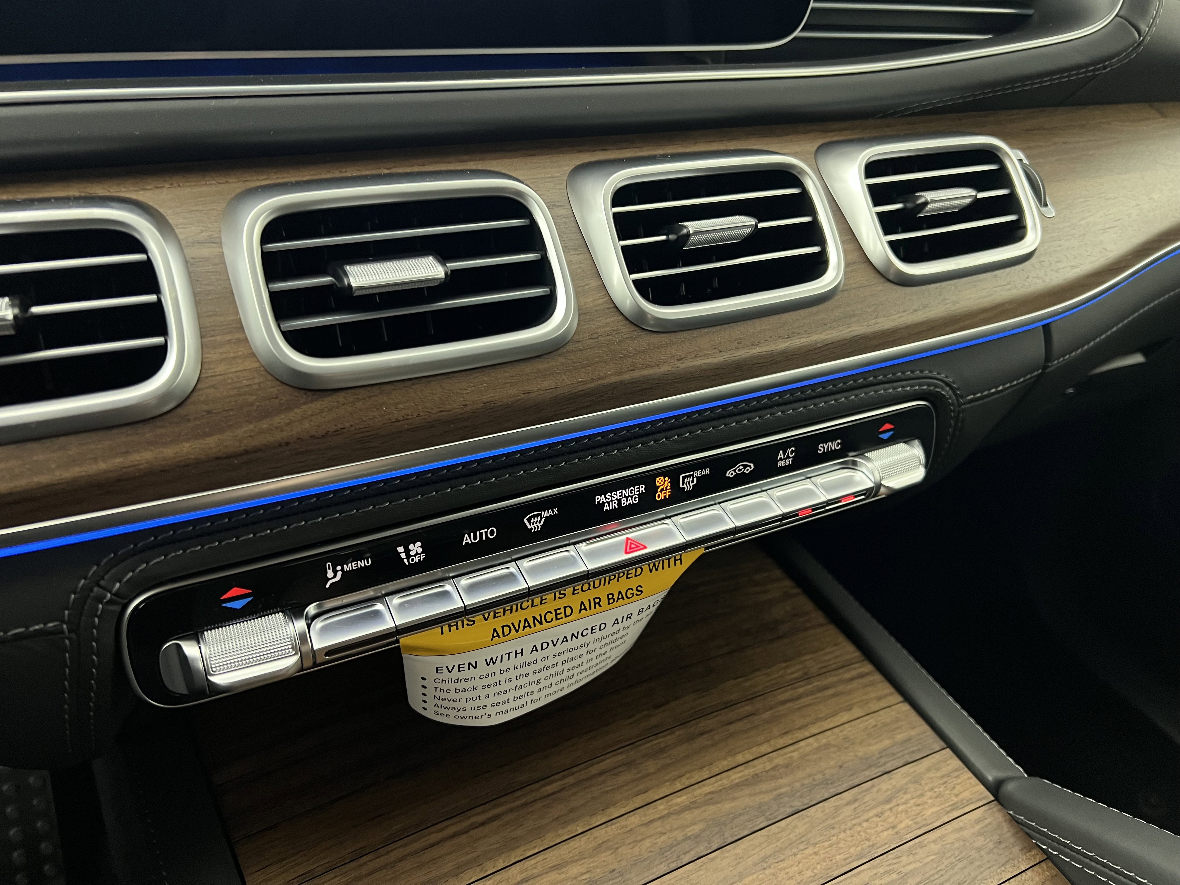 New 2026 Mercedes-Benz GLE 53 AMG 4MATIC image 32