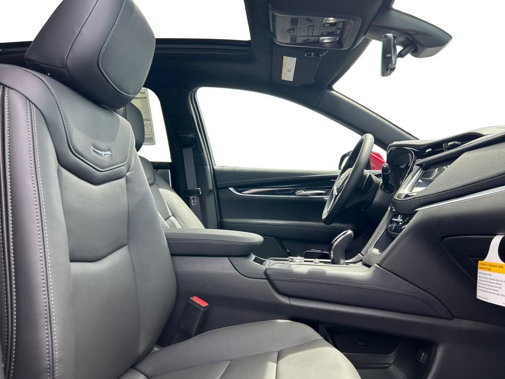 New 2026 Cadillac XT5 Premium Luxury w/ Driver Assist Package FWD image 17