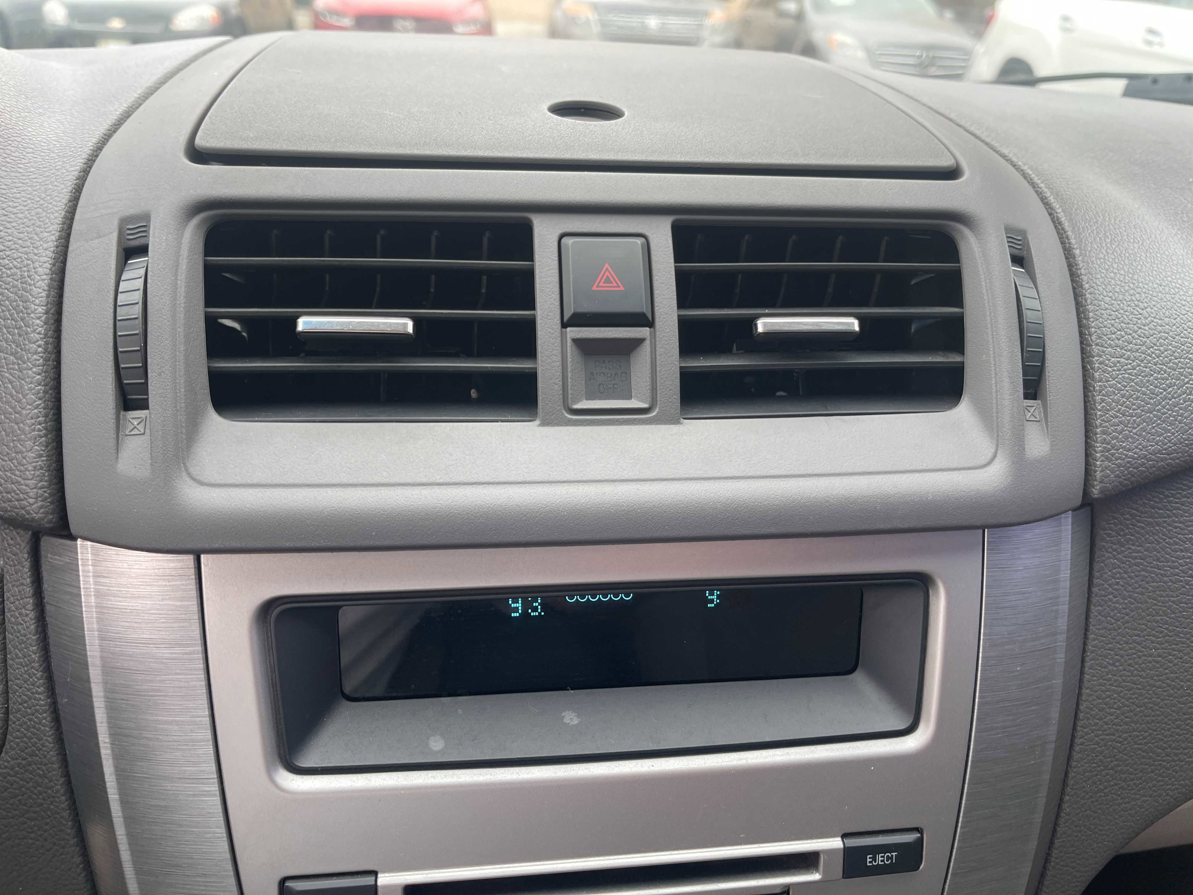 Used 2010 Ford Fusion SE FWD image 21