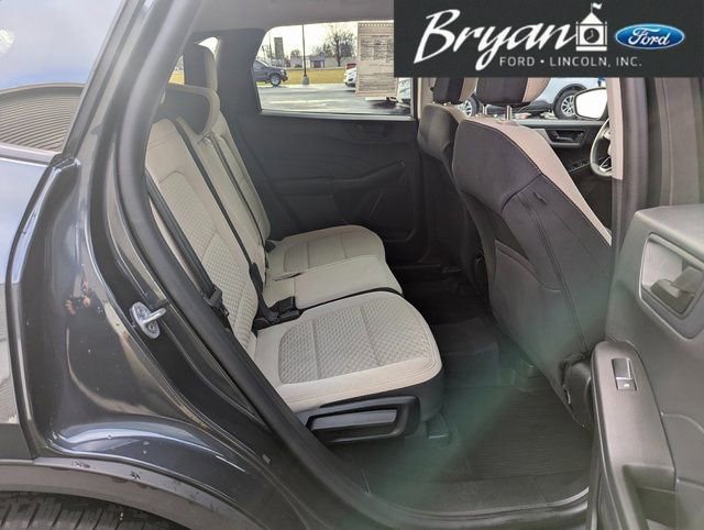 Used 2022 Ford Escape SE w/ Convenience Package image 16