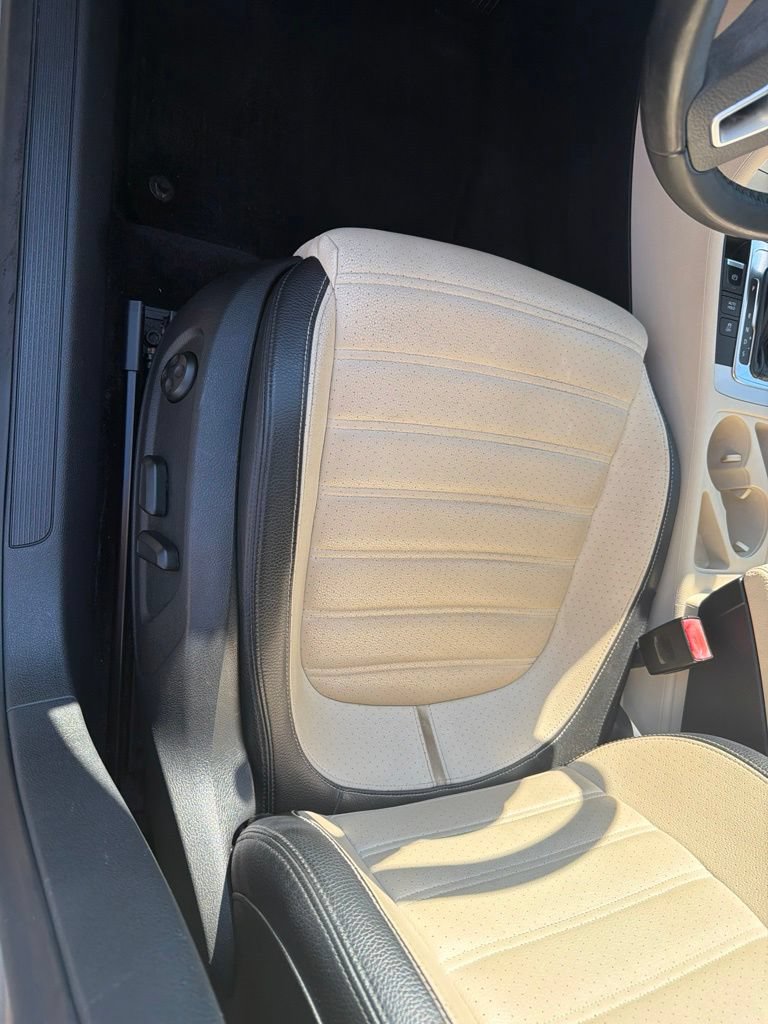 Used 2012 Volkswagen CC Sport FWD image 15