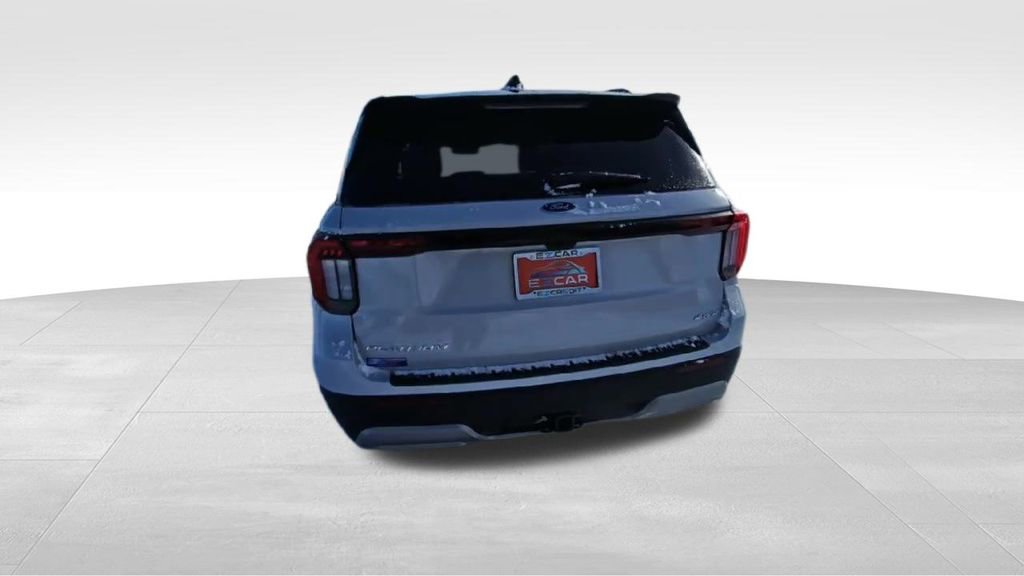Used 2026 Ford Explorer Platinum w/ LUX Leather Package image 7