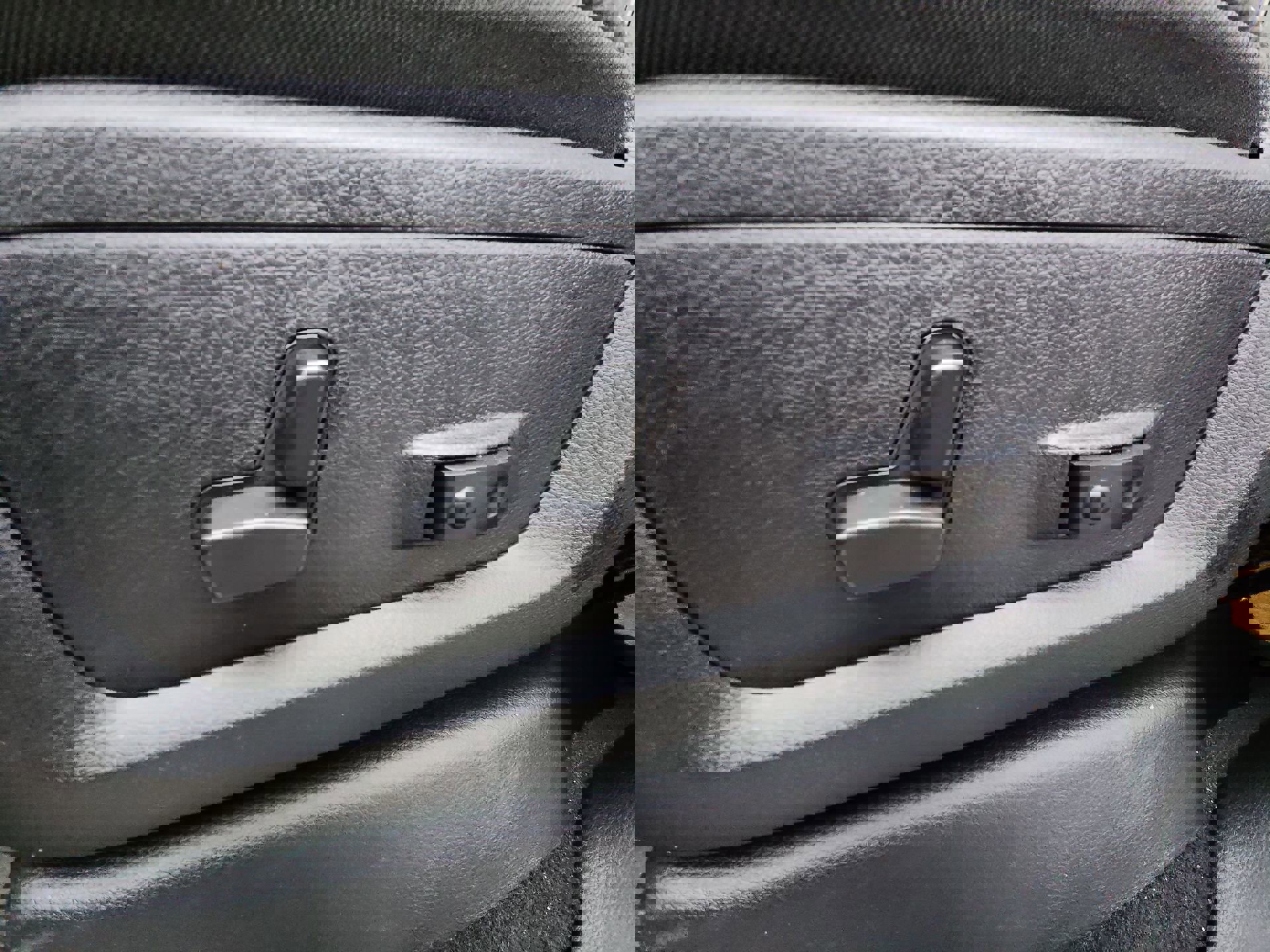 Used 2025 RAM 2500 Limited image 14