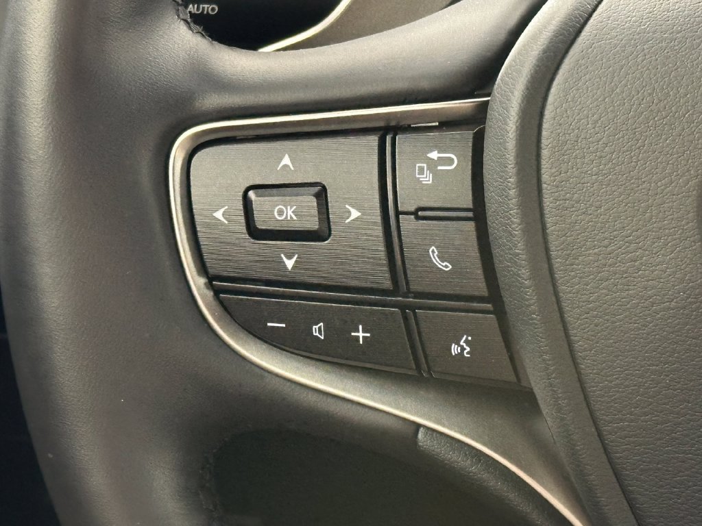 Used 2024 Lexus ES 350 w/ Premium Package FWD image 31
