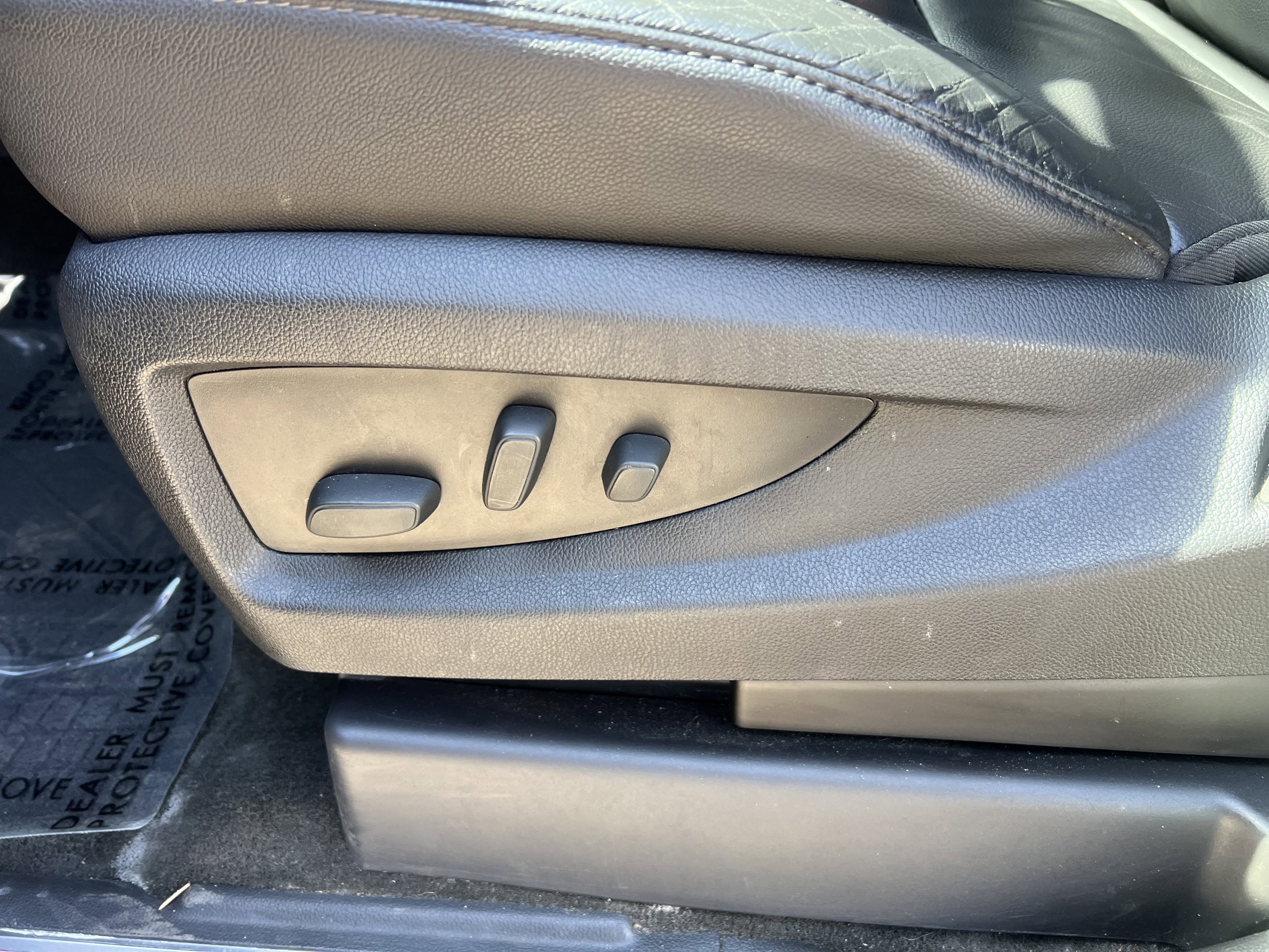 Used 2017 Chevrolet Silverado 1500 LTZ Z71 w/ LTZ Plus Package image 16