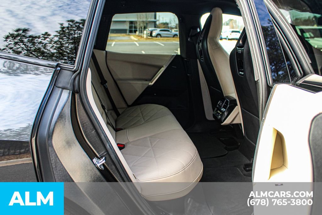 Used 2023 BMW iX xDrive50 w/ Convenience Package image 19