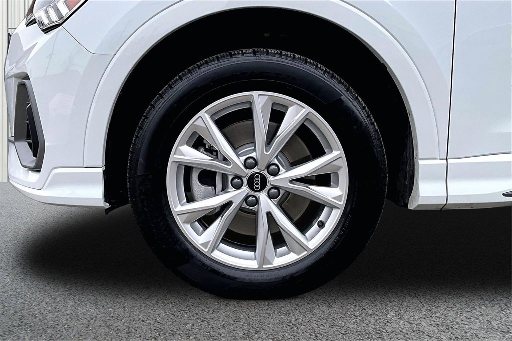 Used 2025 Audi Q3 2.0T Premium Plus w/ Premium Plus Package image 34