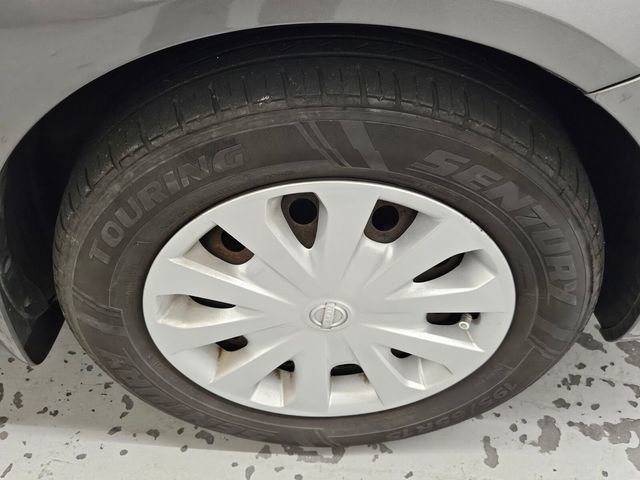 Used 2018 Nissan Versa S Plus image 29
