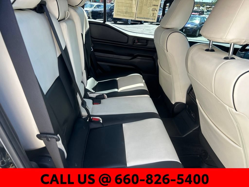 Used 2025 Toyota Land Cruiser 1958 AWD/4WD image 9