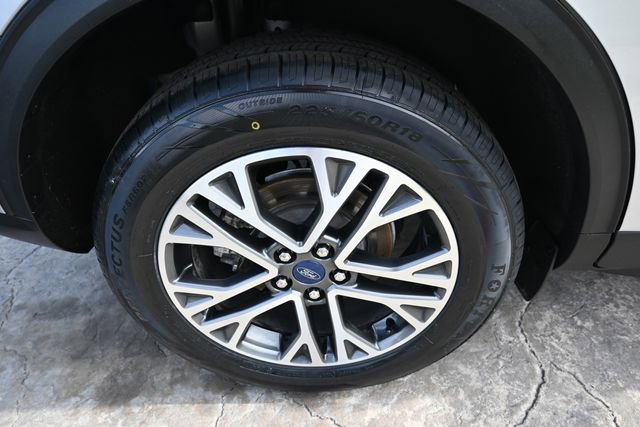 Used 2020 Ford Escape SEL AWD/4WD image 12