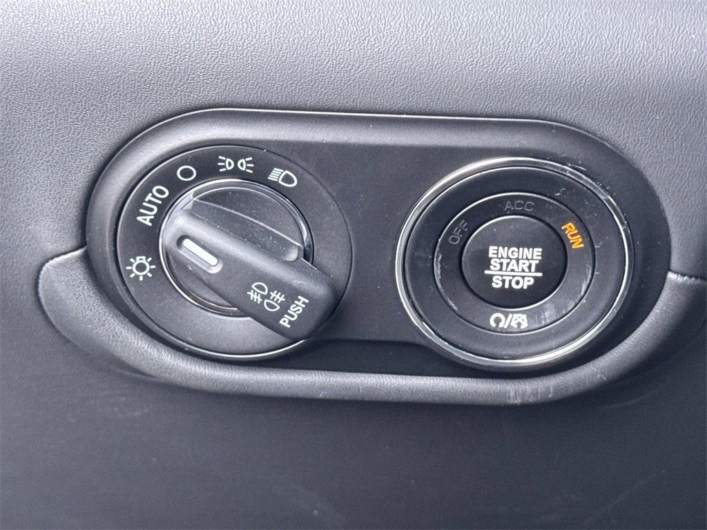 New 2024 Maserati Levante GT Ultima image 14