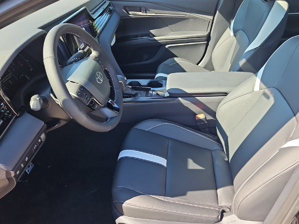 New 2026 Toyota Camry Hybrid AWD/4WD image 19