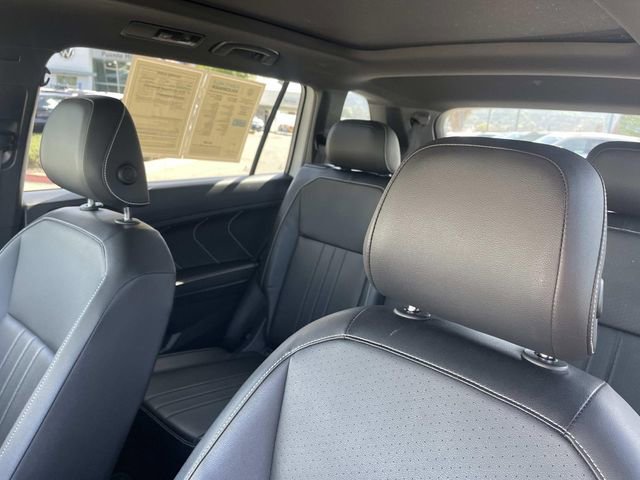 Used 2022 Volkswagen Tiguan SE R-Line image 21