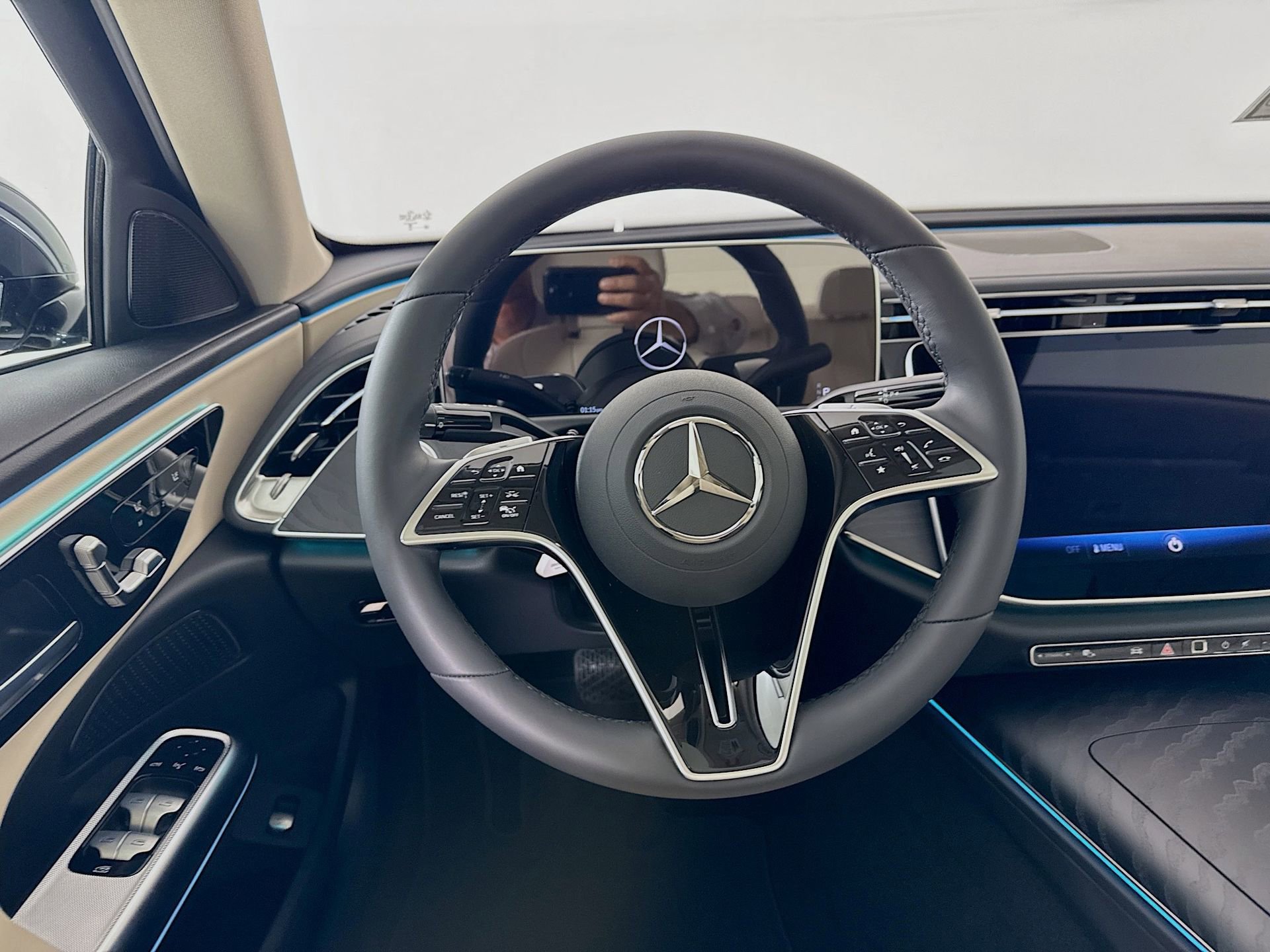 New 2026 Mercedes-Benz E 450 4MATIC Sedan image 25
