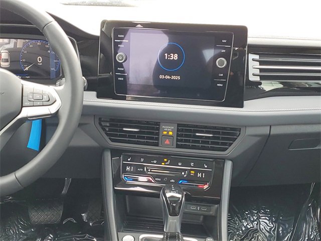 New 2025 Volkswagen Jetta SEL image 14