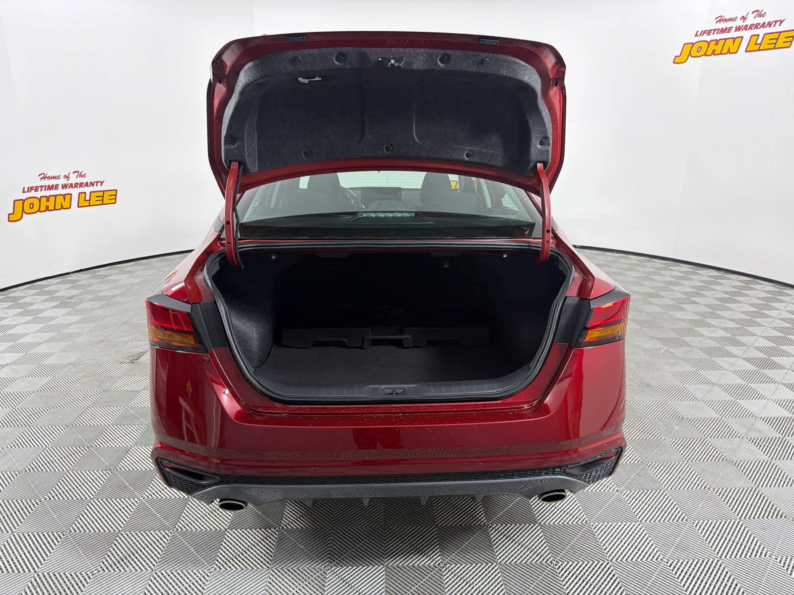 New 2026 Nissan Altima 2.5 SV w/ SV Special Edition Package image 5