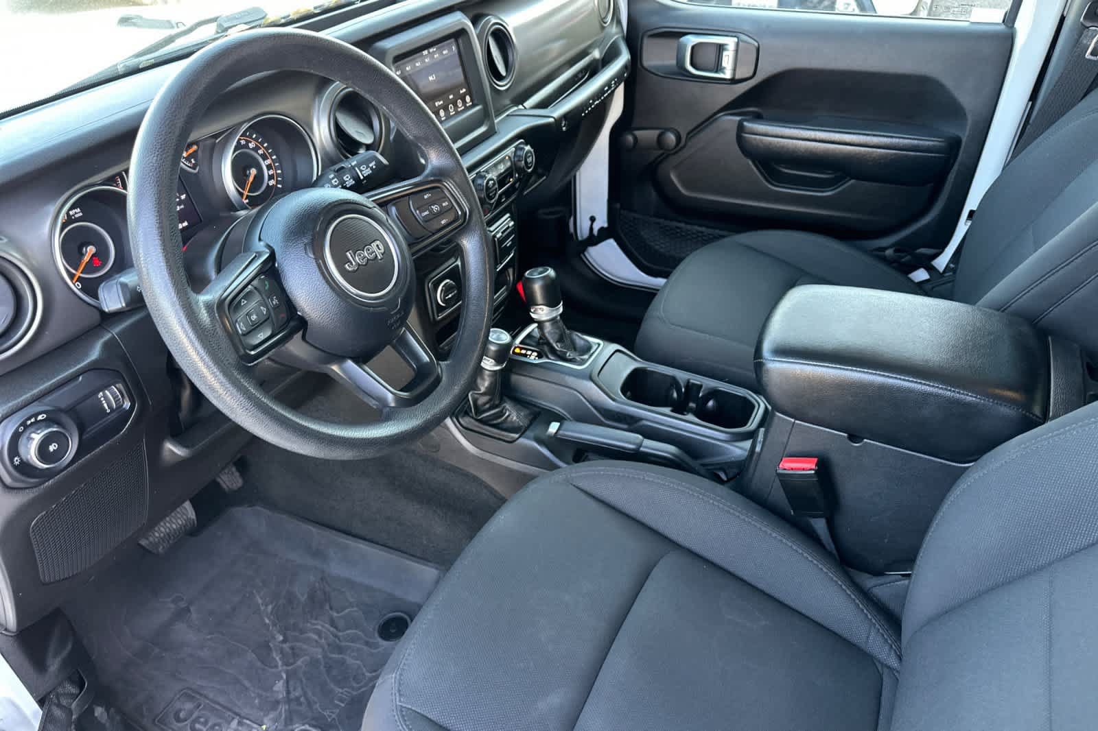 Used 2023 Jeep Wrangler Sport AWD/4WD image 11