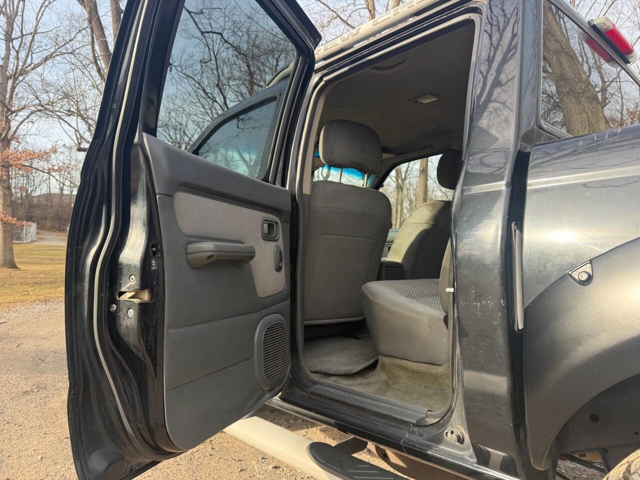 Used 2002 Nissan Frontier SE image 58