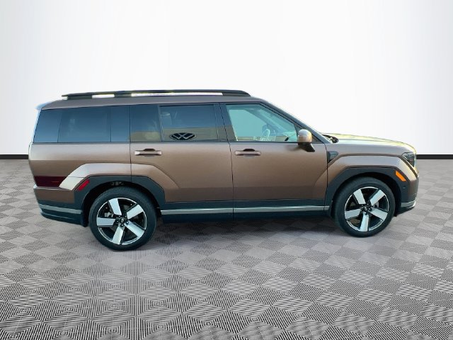 Used 2024 Hyundai Santa Fe Limited FWD image 8