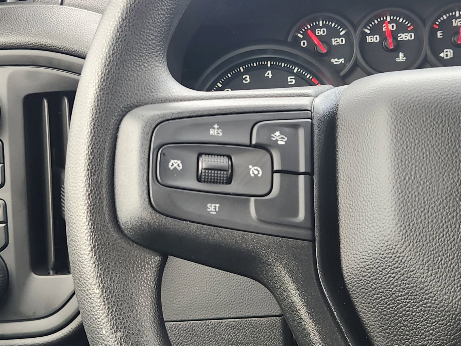 Used 2025 Chevrolet Silverado 1500 Custom AWD/4WD image 27