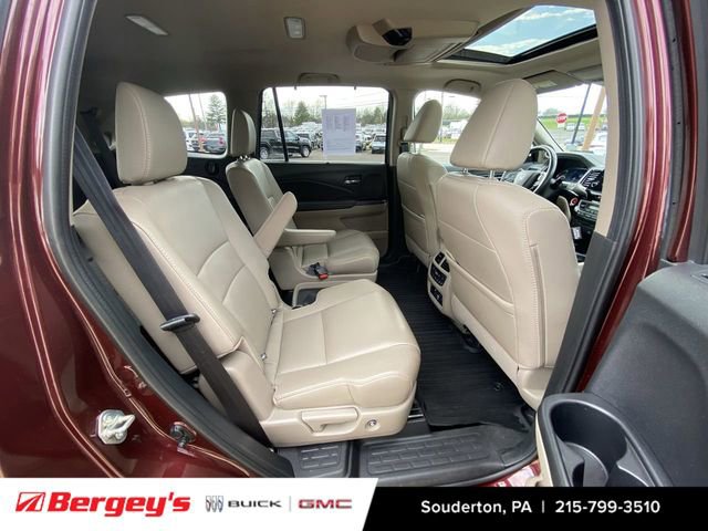 Used 2020 Honda Pilot Touring image 30