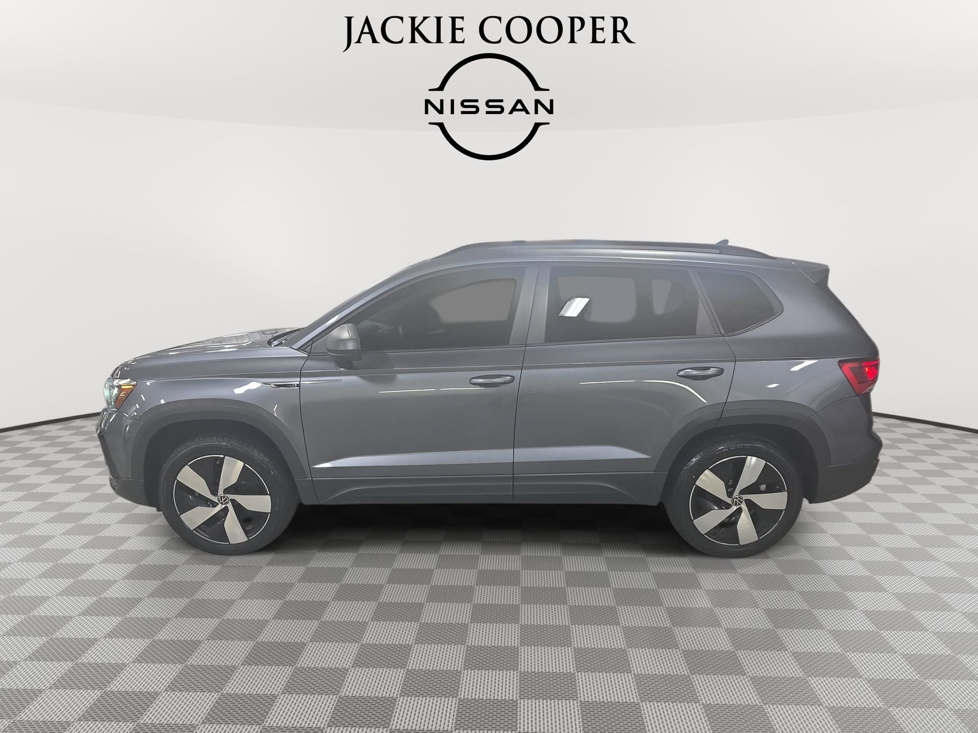 Used 2024 Volkswagen Taos S image 8