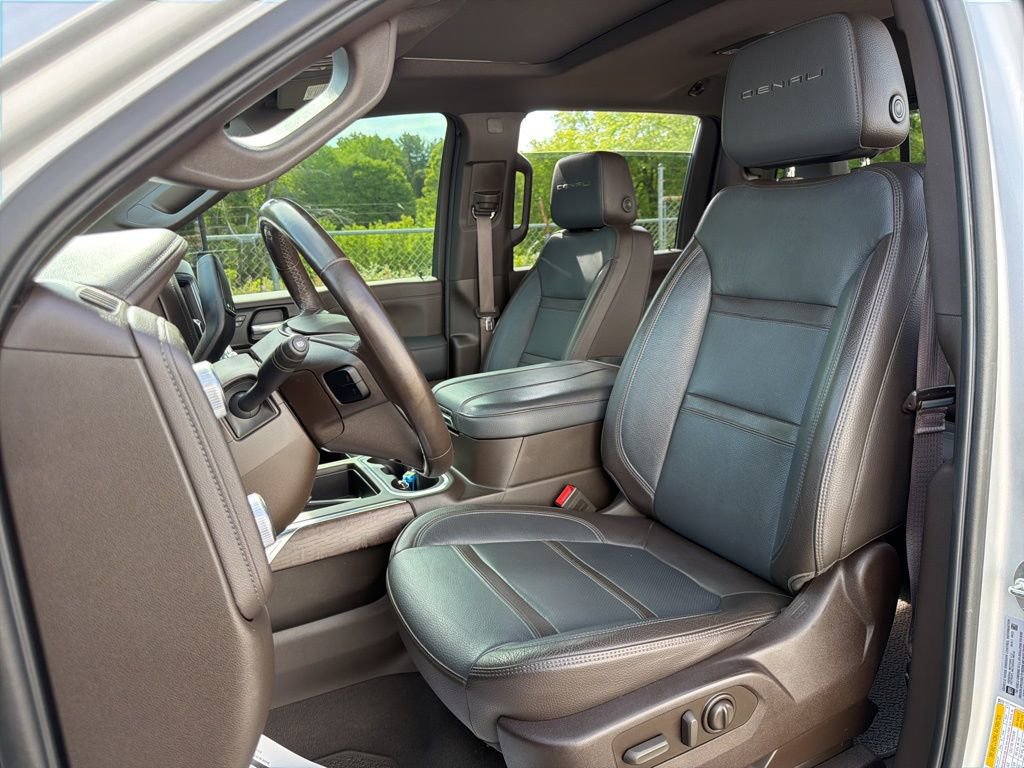Used 2023 GMC Sierra 3500 Denali AWD/4WD image 26