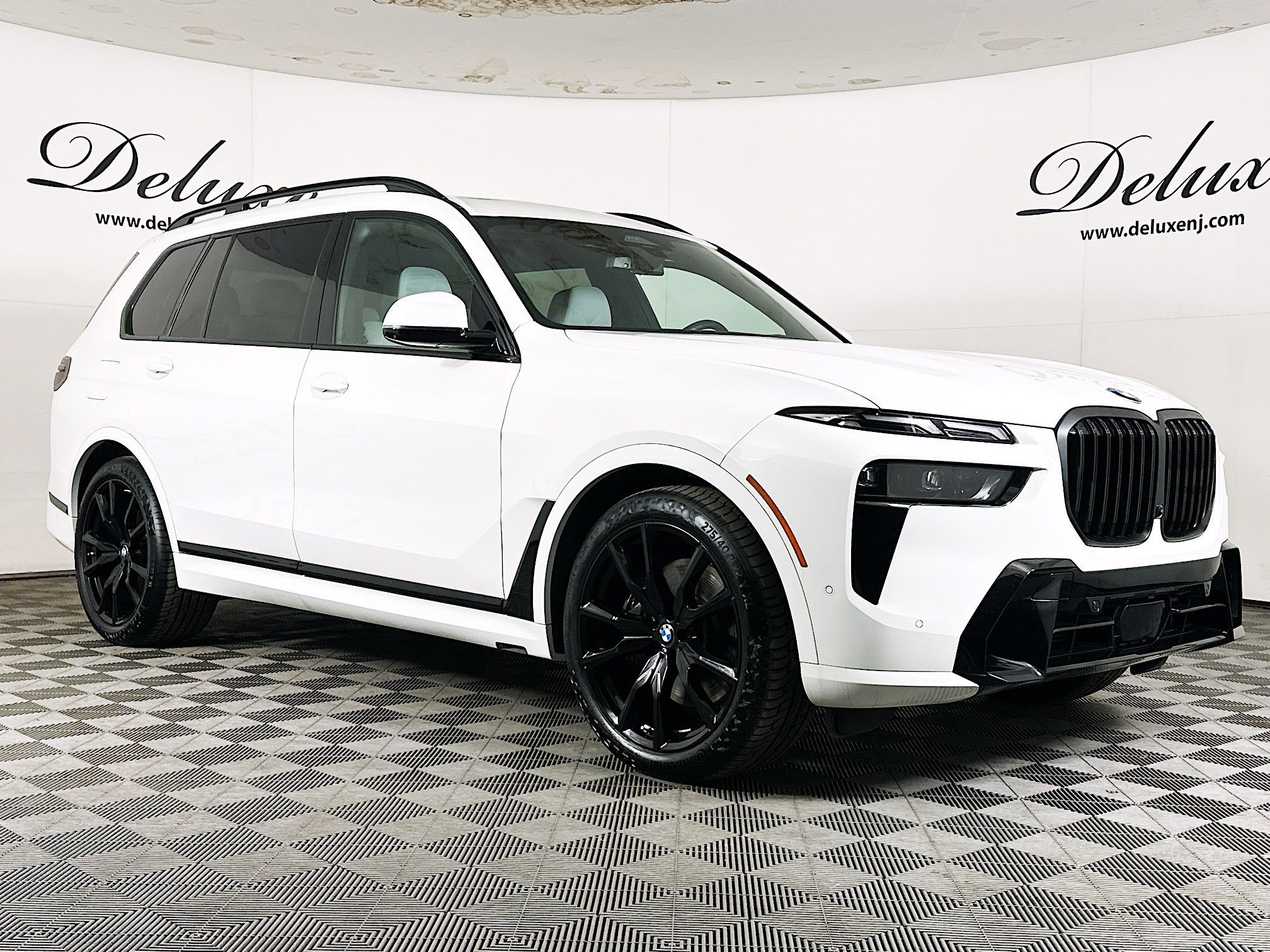 Used 2024 BMW X7 xDrive40i w/ Executive Package