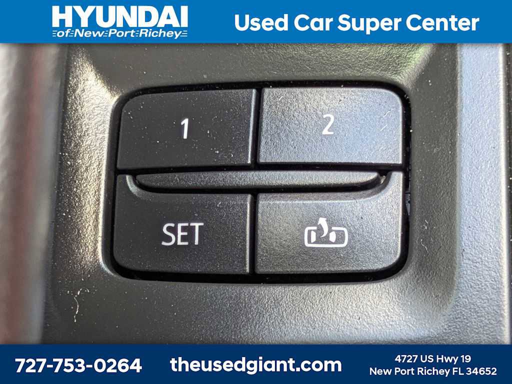 Used 2021 Chevrolet Tahoe Z71 w/ Rear Media and Nav Package AWD/4WD image 28
