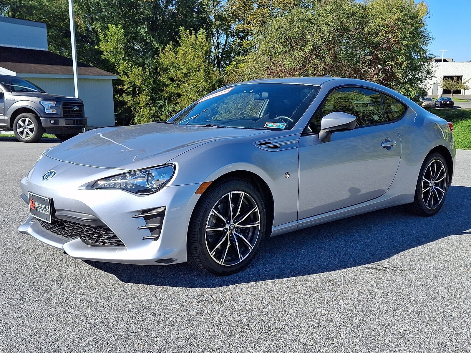 Used 2017 Toyota 86 RWD image 3