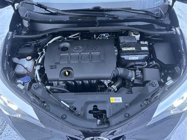 Used 2022 Toyota C-HR XLE image 31